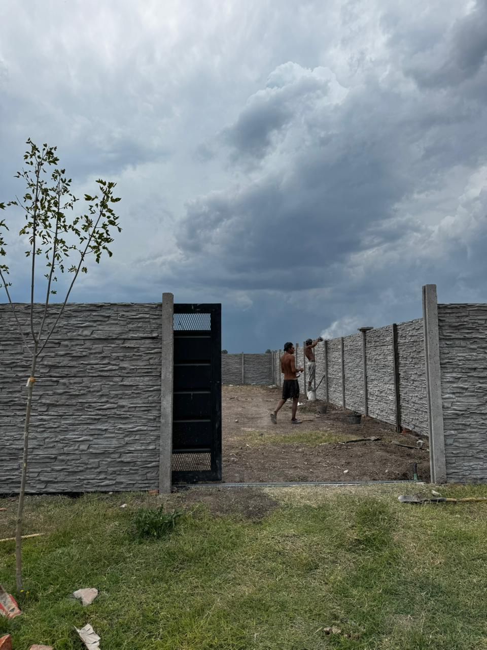 Muro premoldeado terminado